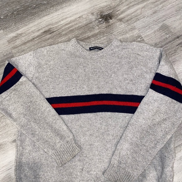 Striped grey sweater; Brandy Melville - Picture 3 of 3